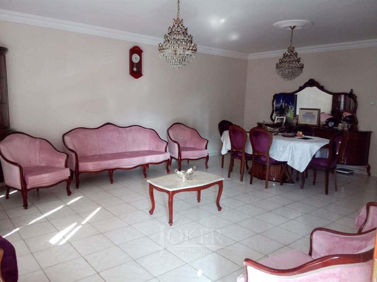 JOKERDEN MERSİNDE 3+1 SATILIK DAİRE